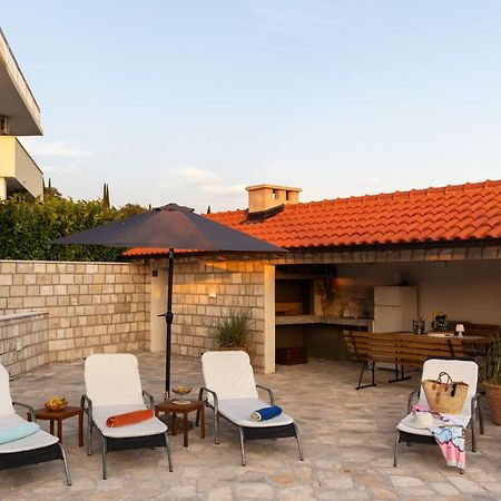 Villa Source With Private Pool Pridvorje Luaran gambar