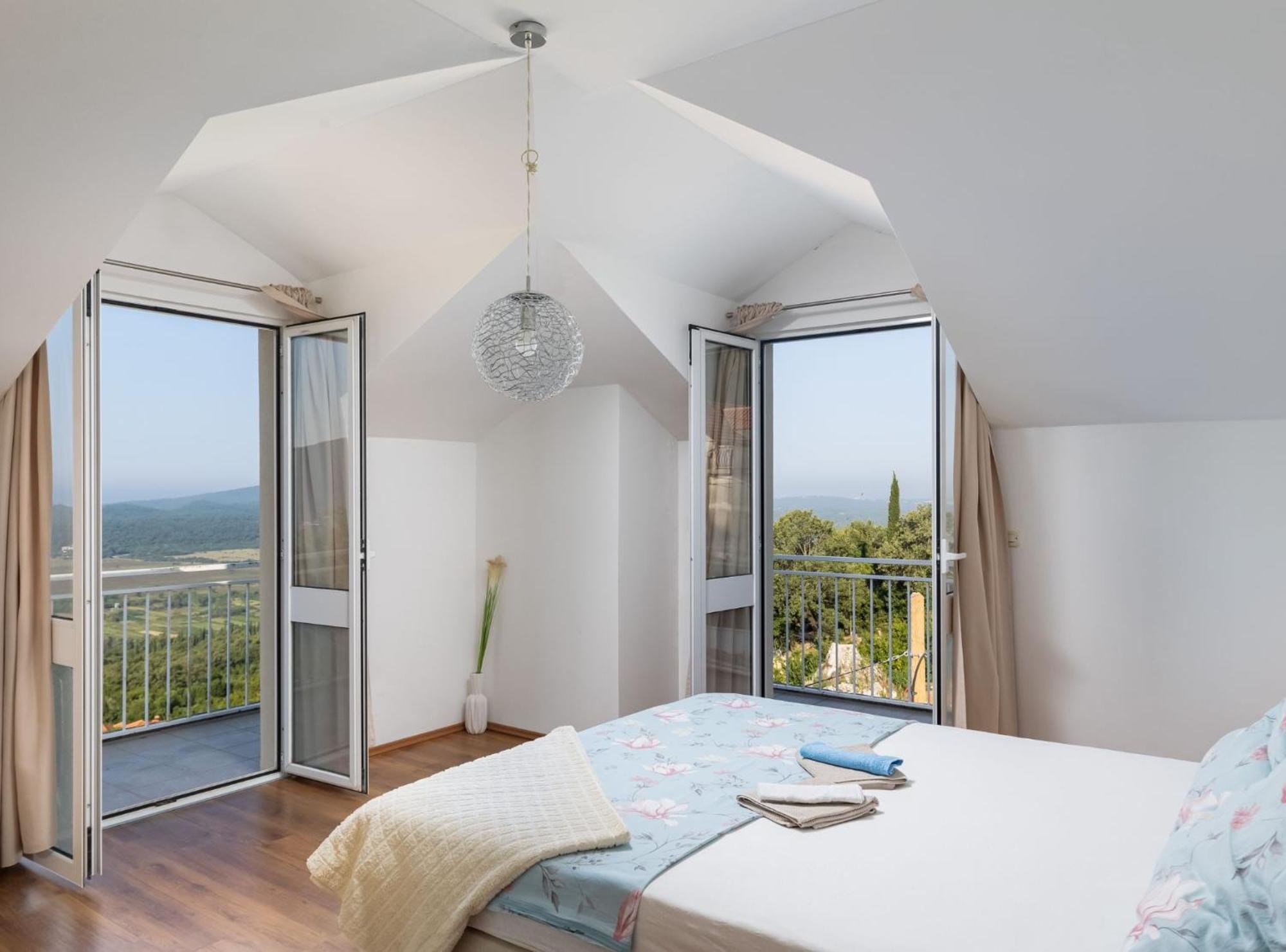 Villa Source With Private Pool Pridvorje Luaran gambar
