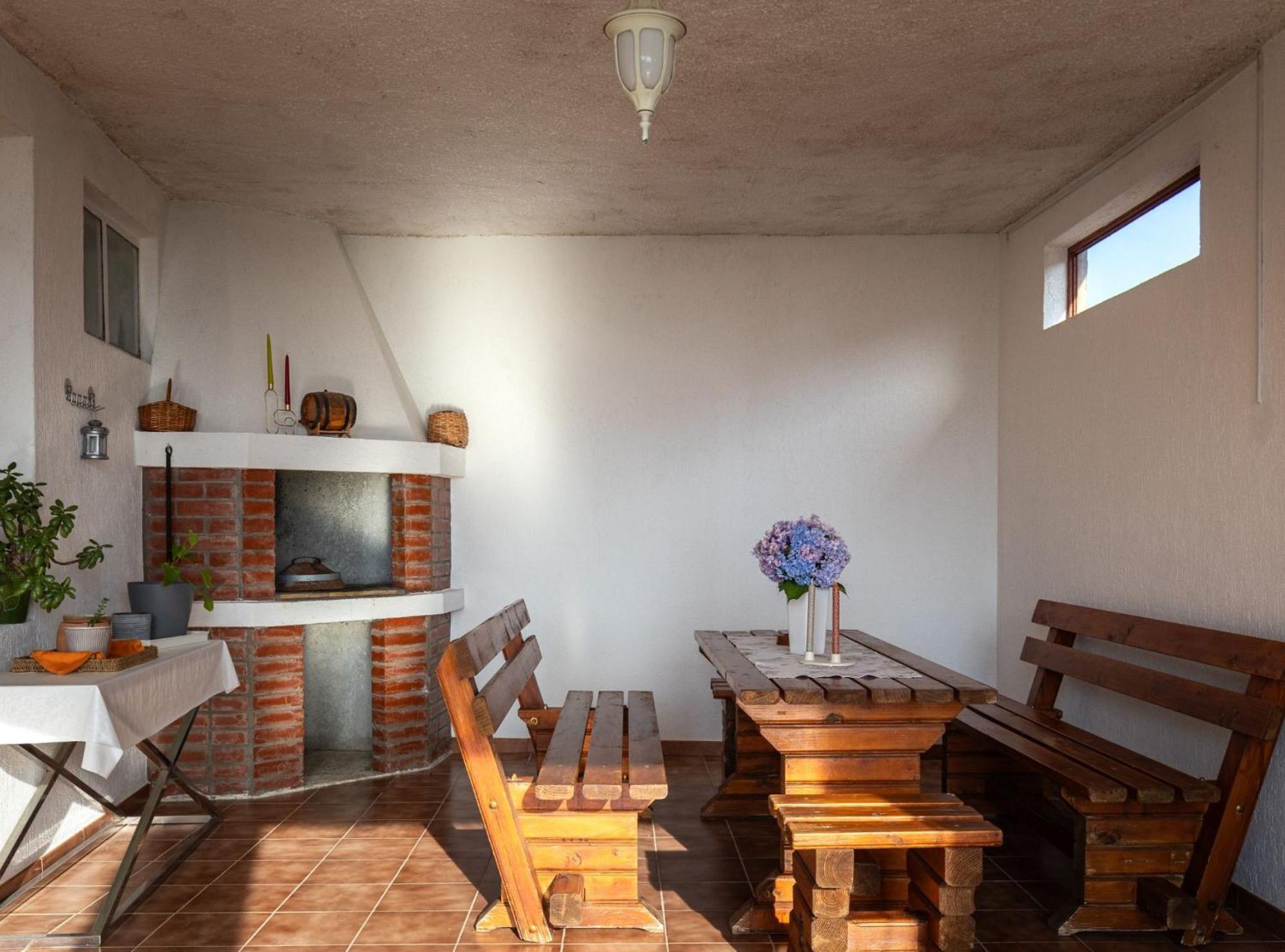 Villa Source With Private Pool Pridvorje Luaran gambar